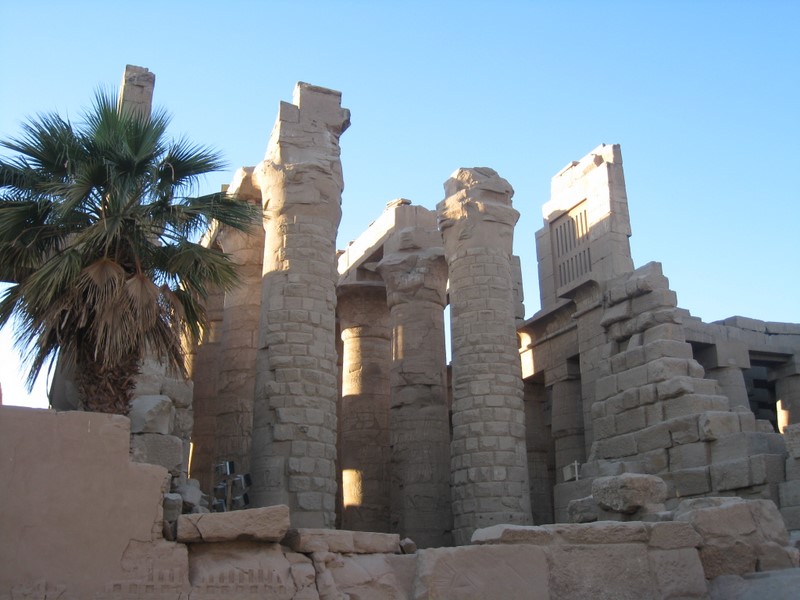 dǧJ (Temples of Karnak)