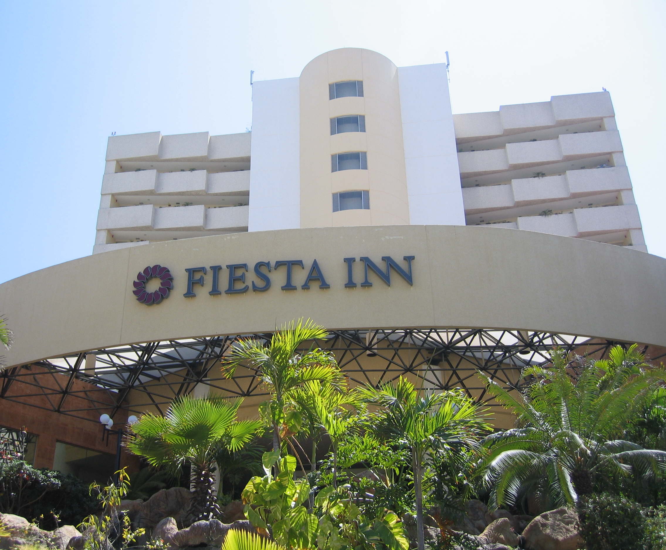 Fiesta Inn1.jpg