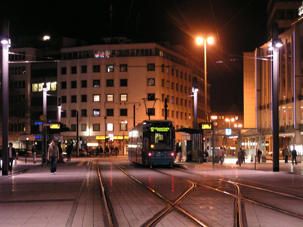 Opera tram stop (Willy Brandt Platz)