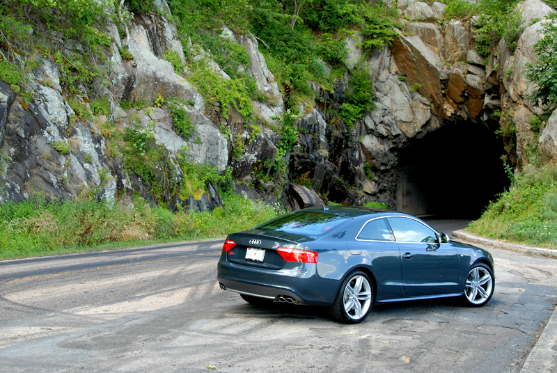 2009 Audi S5 at Shenandoah National Park, Va