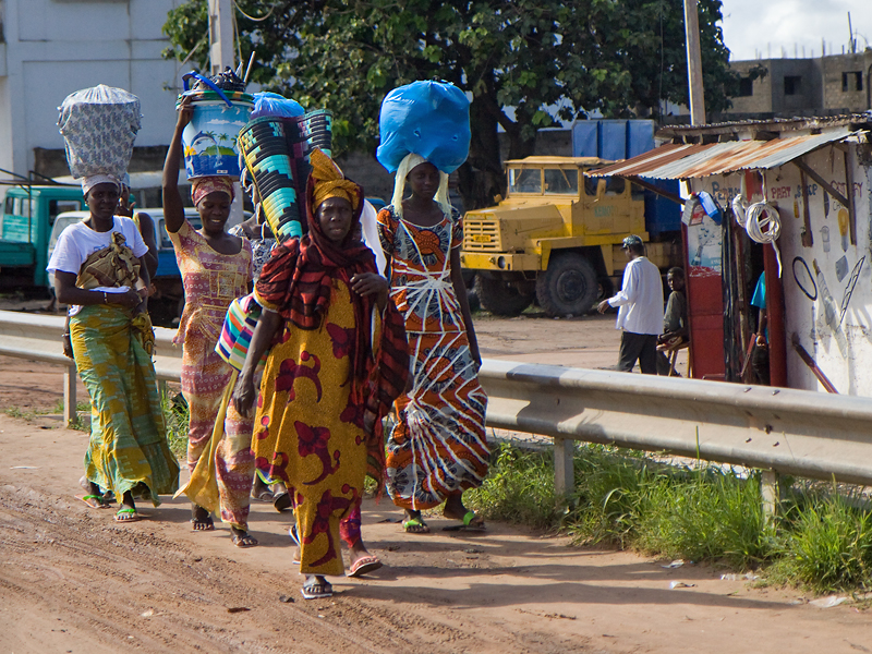 Gambia-Woman