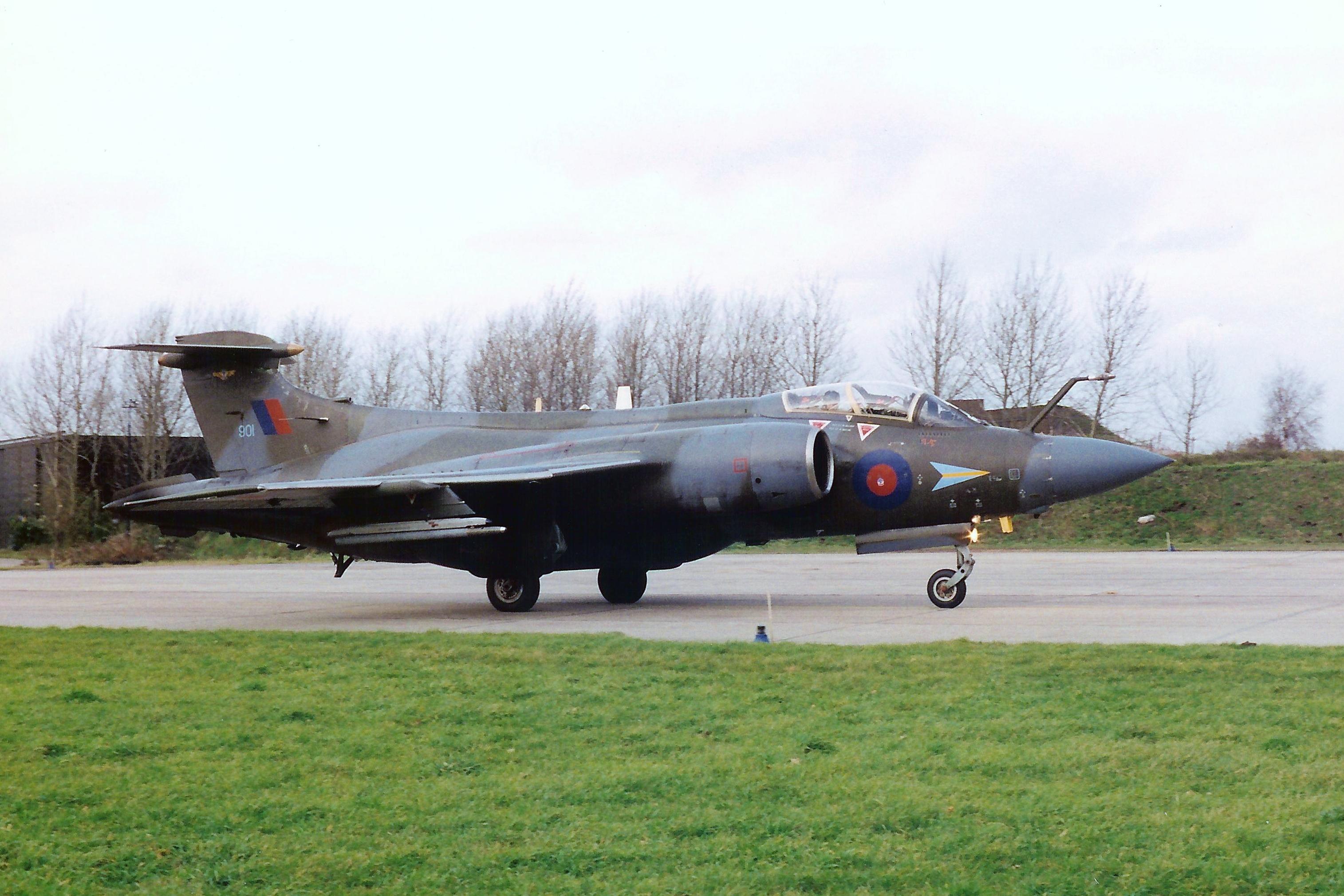 Bucc. S.2B XX901