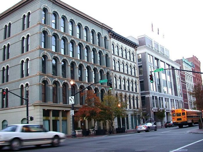 lou05.jpg
