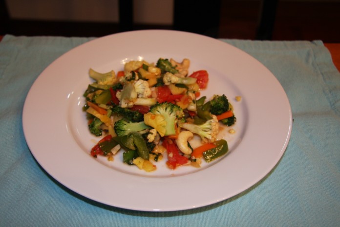 Mixed veggies with pineapple and cashews