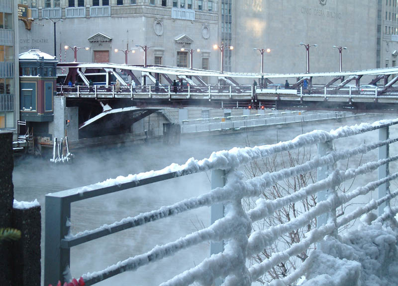 o6/25/829825/1/92498159.5ZVyQIYG.040106BridgeSnow800.jpg