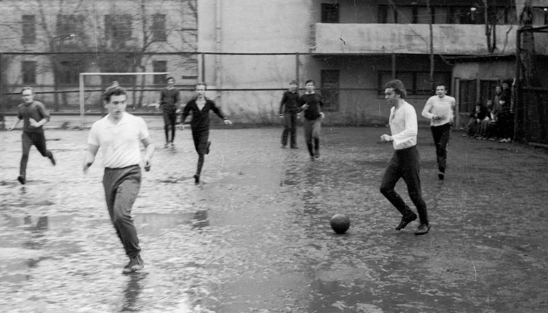 20040123-750x-FootbalSeSo2-800.jpg