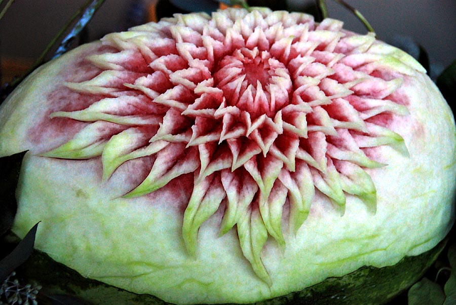 Thai Fruit and Vegetable Carving