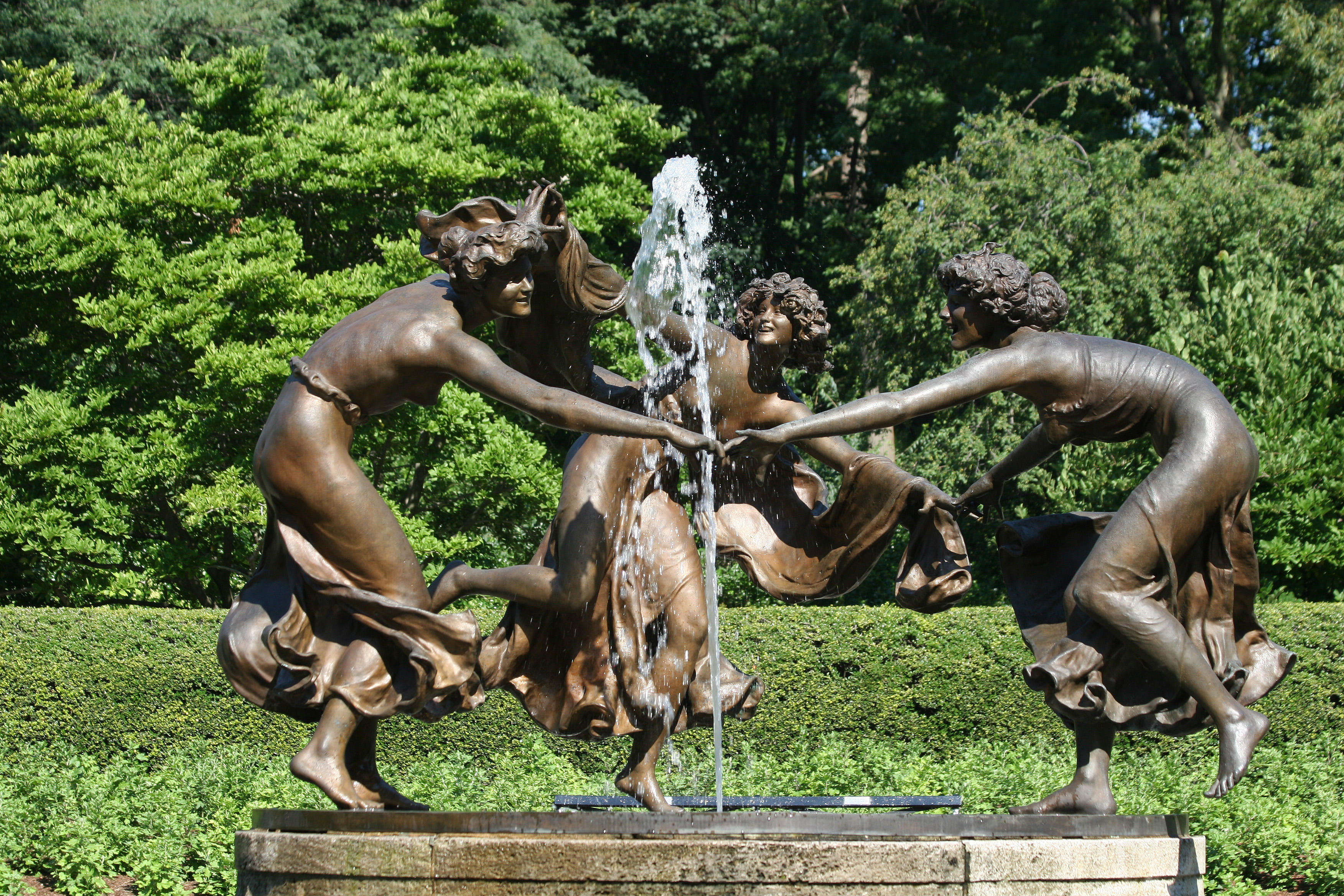Dancing Muses & Fountain