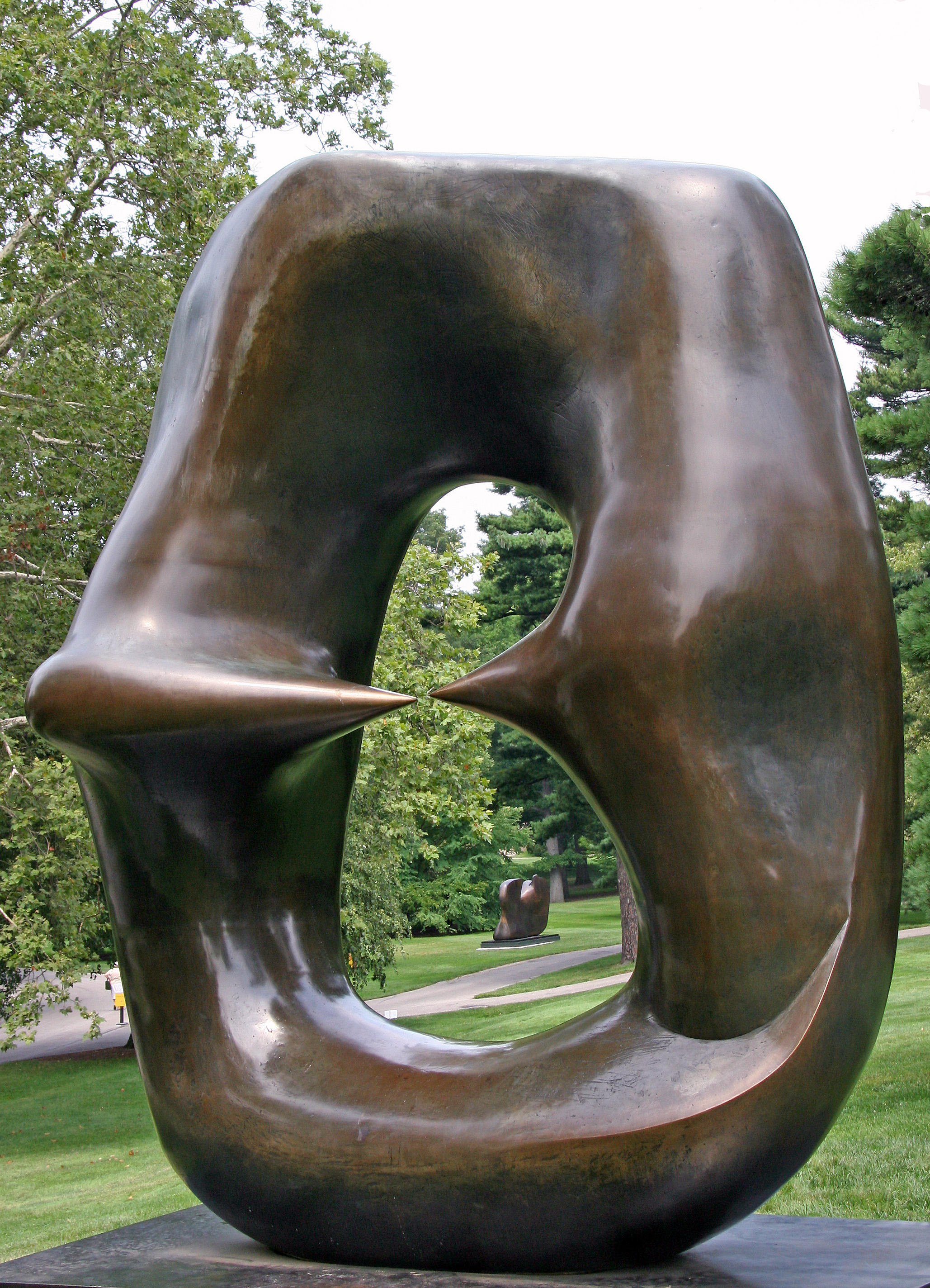 Oval with Points - Henry Moore Sculpture
