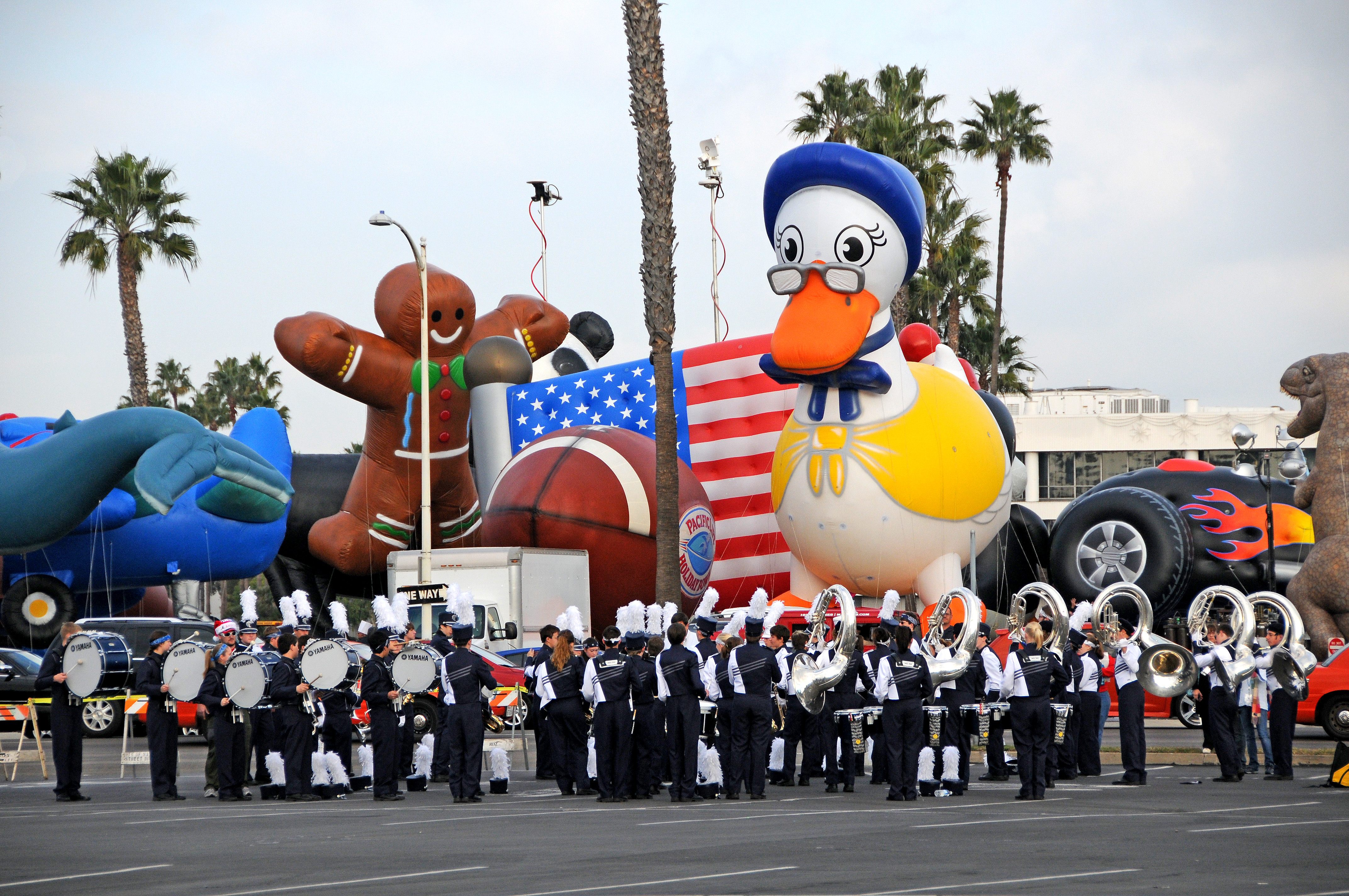 Holiday Bowl Parade