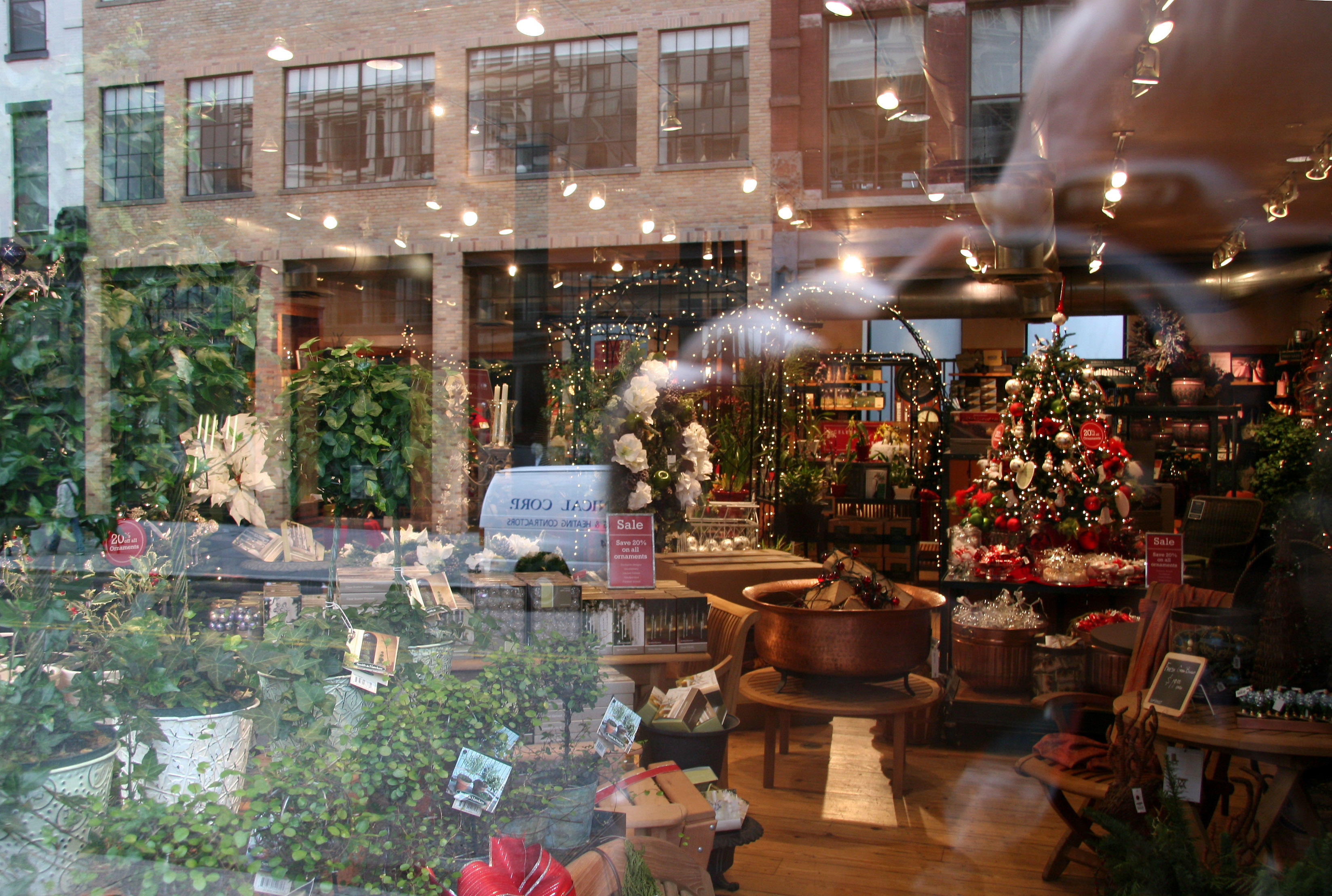 Smith & Hawken Garden & Home Furnishings