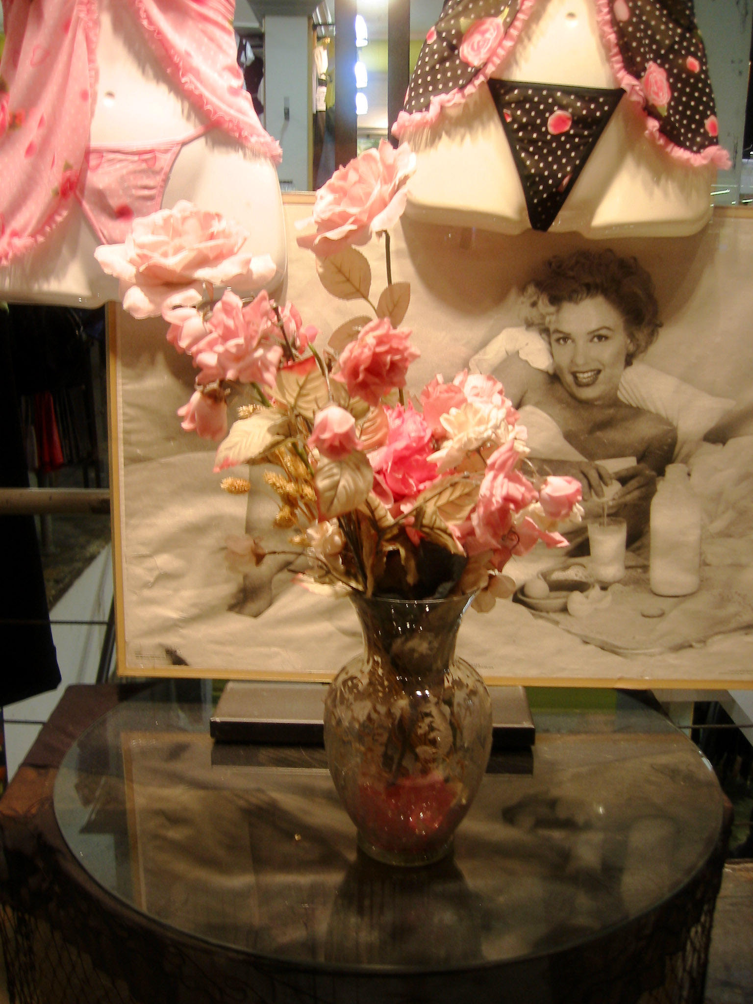Valentines Window - Joyce Leslie