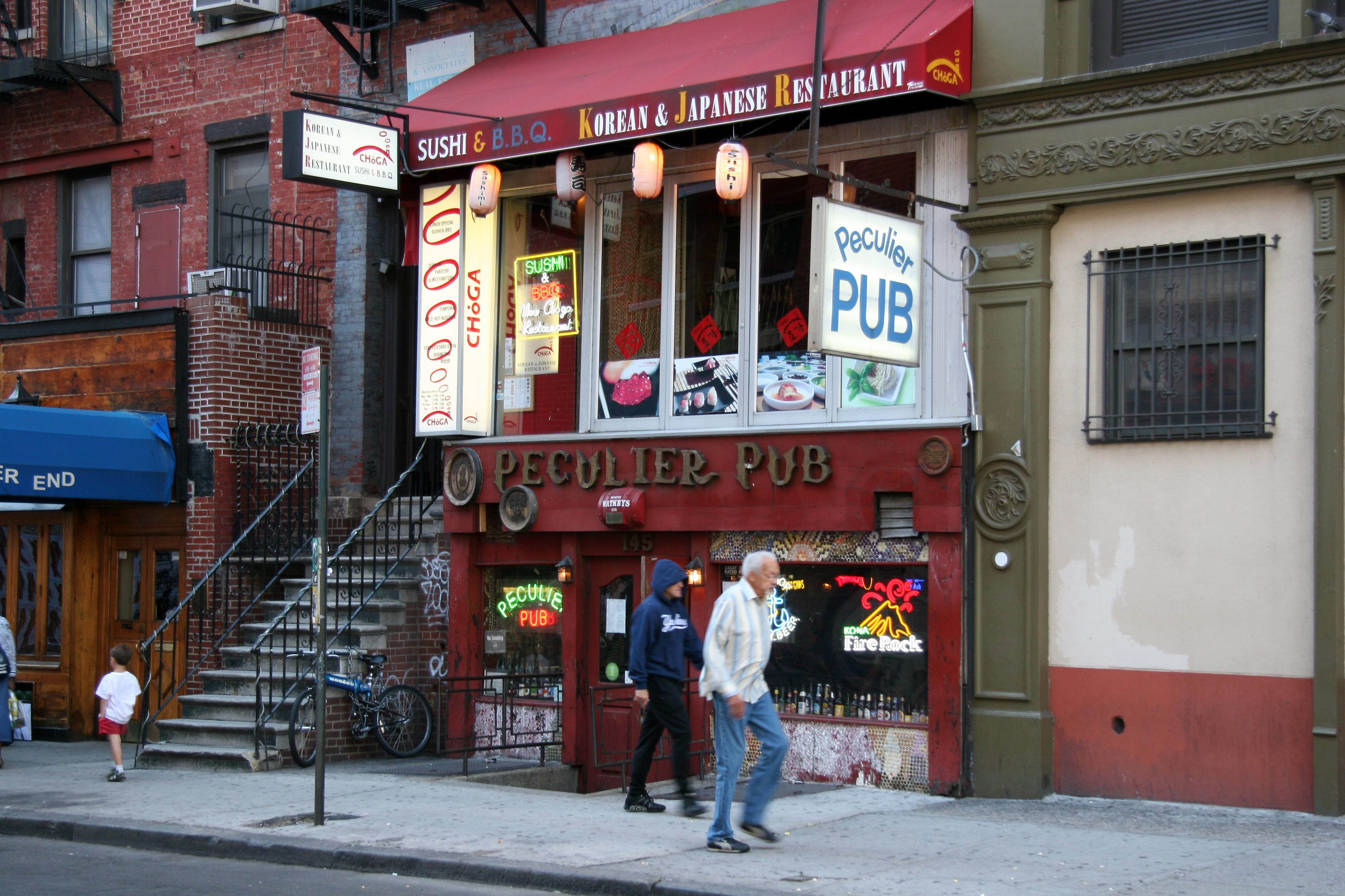 Choga & Peculier Pub