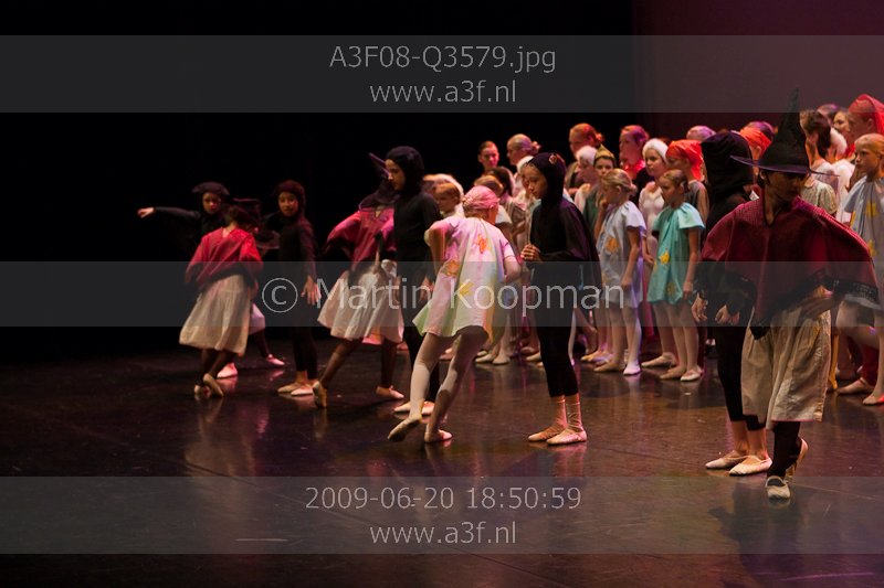 A3F08-Q3579.jpg