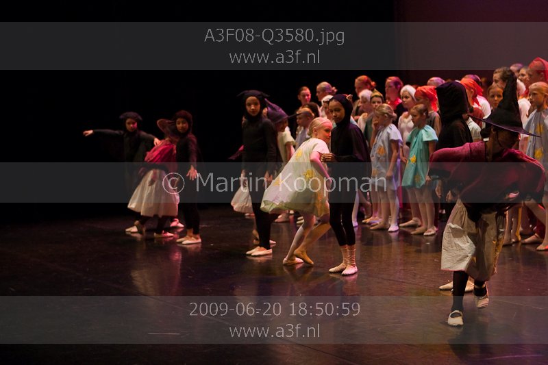 A3F08-Q3580.jpg