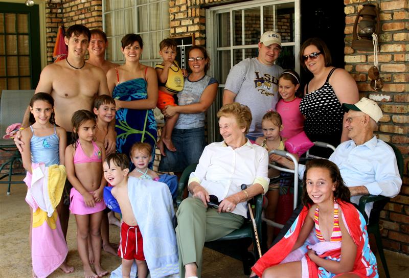Dads 87th Birthday gkid and ggkids.jpg