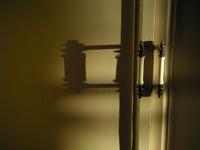 closet handle