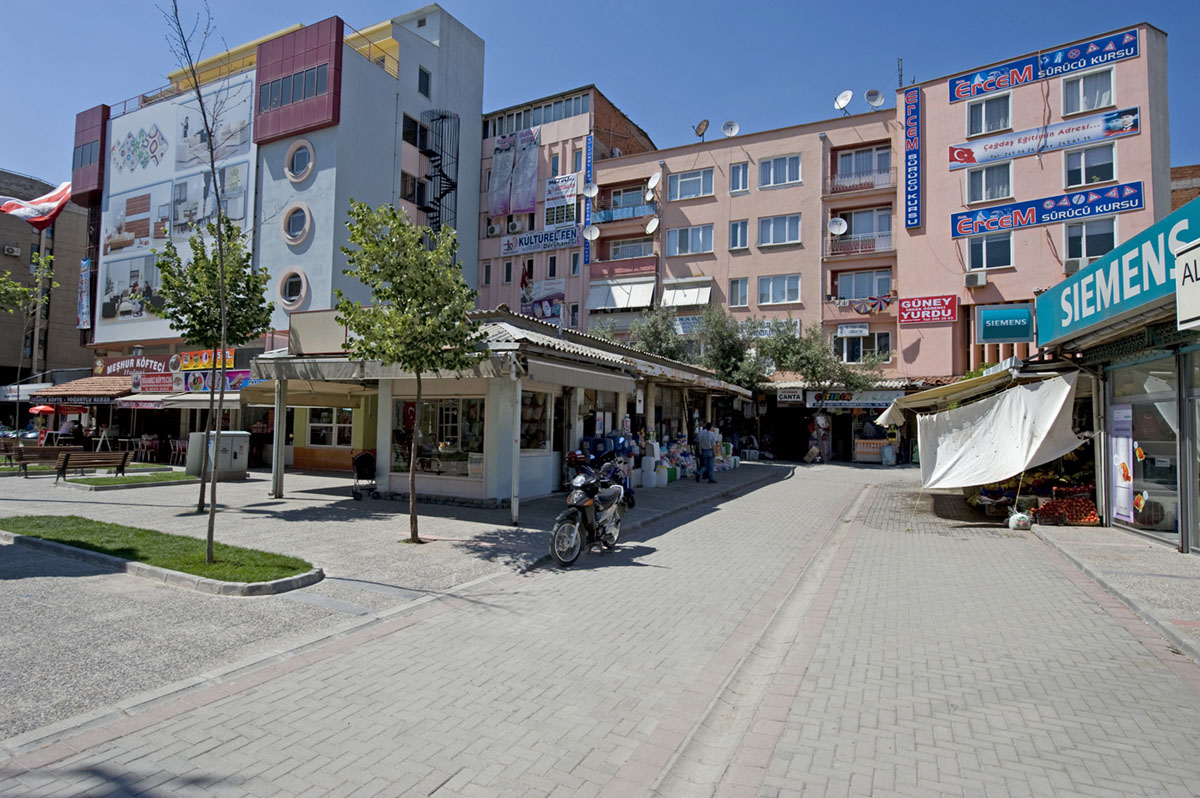 Balikesir june 2008 1589.jpg