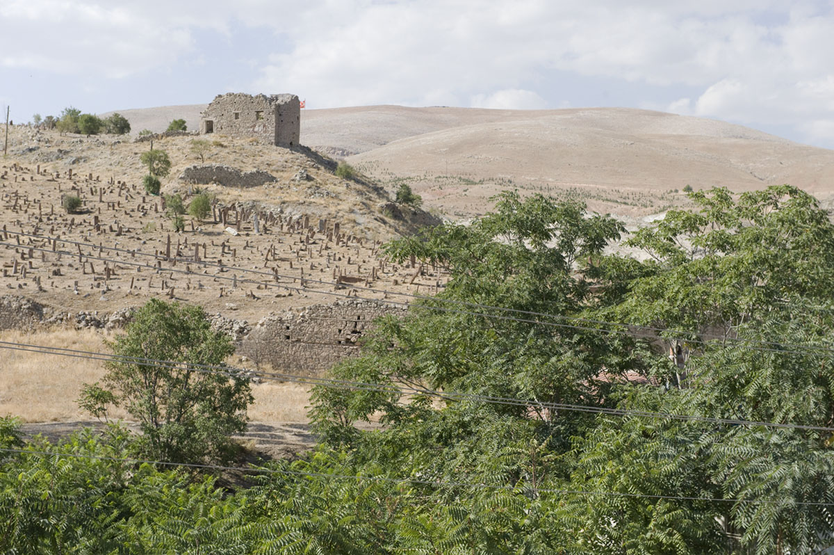 Sille Küçük Kilisesi hill 4681.jpg