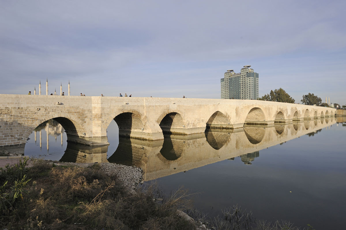 Adana dec 2008 5736.jpg