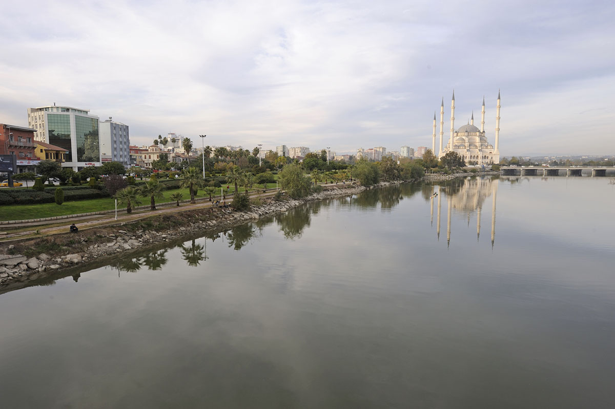 Adana dec 2008 5741.jpg