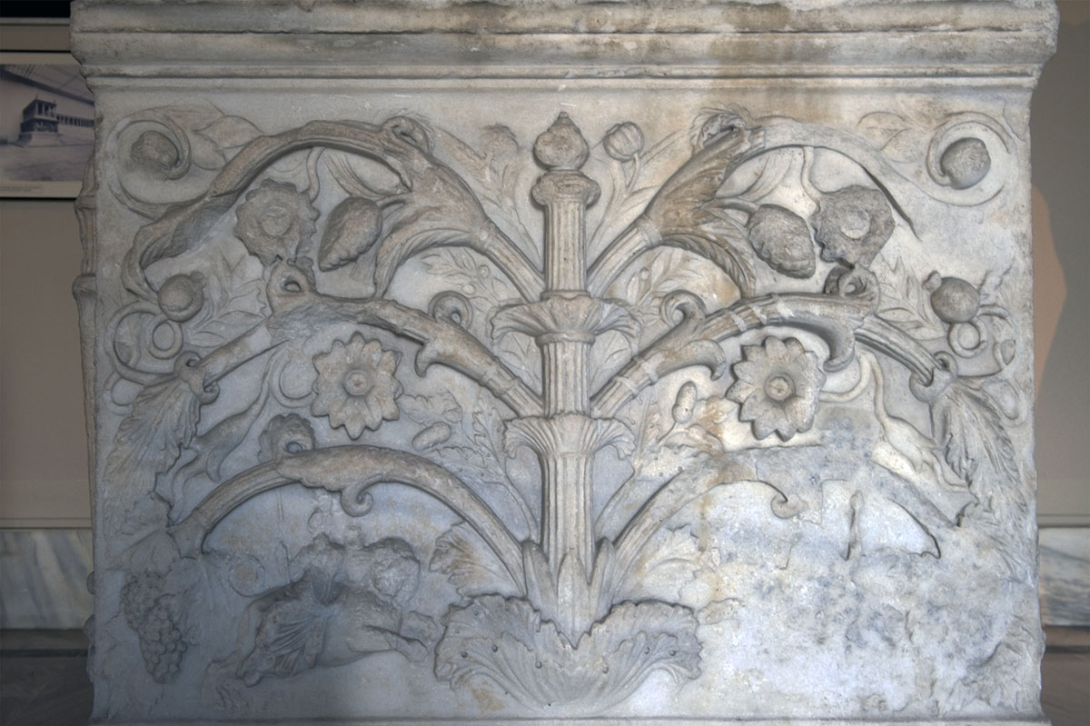Istanbul Arch Museum june 2009 2567.jpg