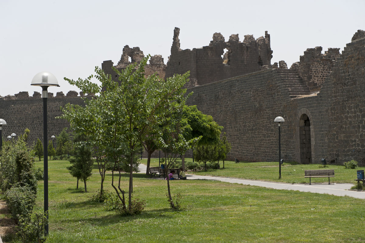 Diyarbakir June 2010 7694.jpg