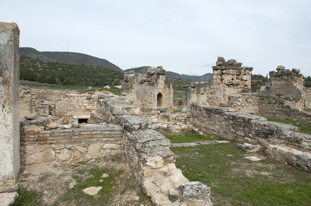 Hierapolis March 2011 4975.jpg
