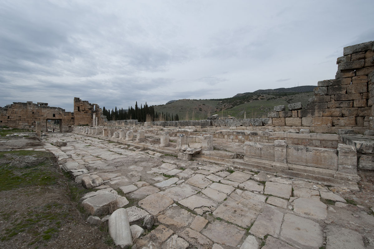 Hierapolis March 2011 5057.jpg