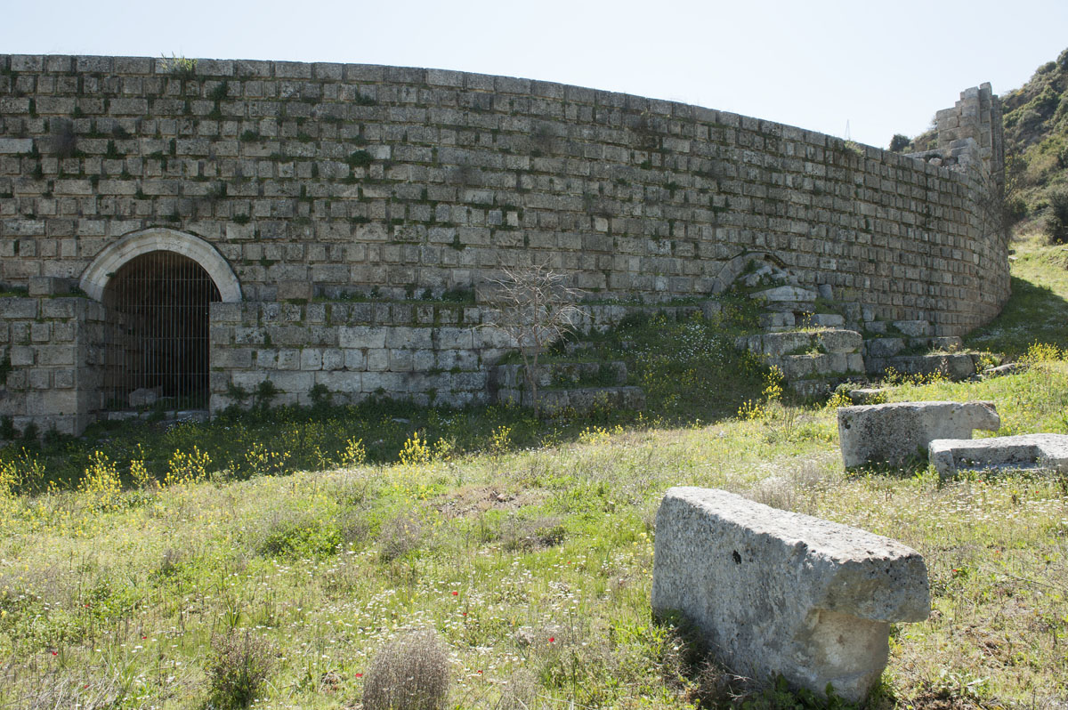 Perge march 2012 3822.jpg