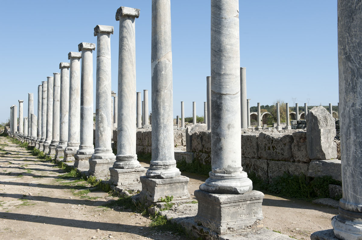 Perge march 2012 3994.jpg