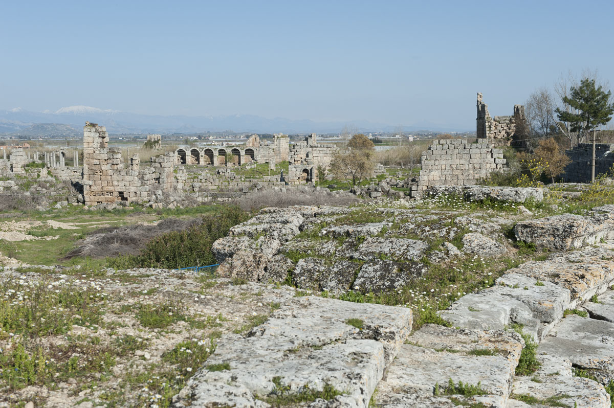 Perge march 2012 4028.jpg