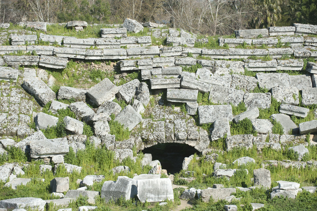 Perge march 2012 4047.jpg