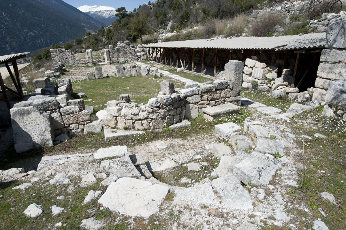 Arykanda Basilica march 2012 4954.jpg