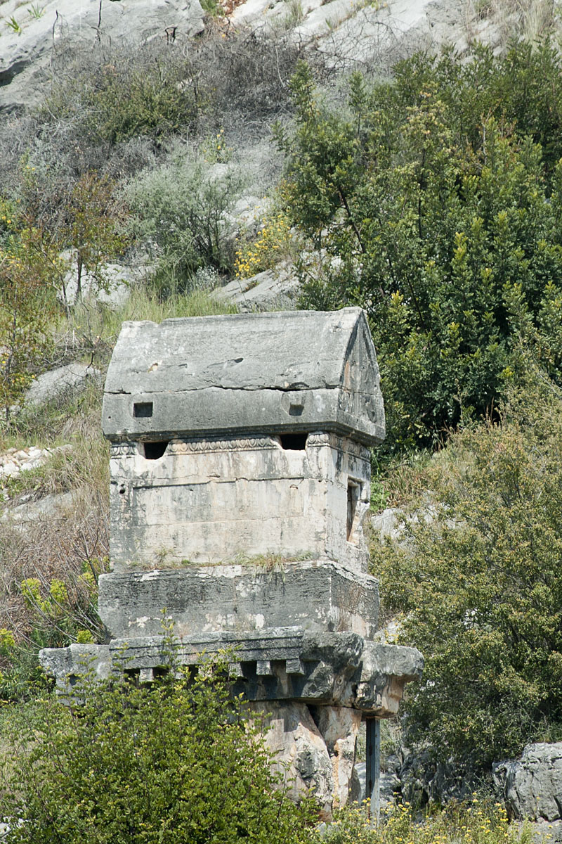 Limyra sarcophagus 5166.jpg