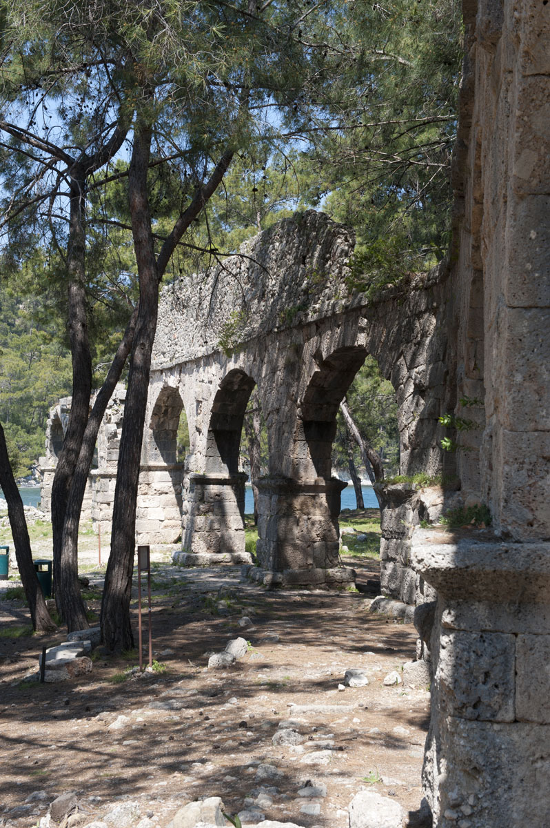 Phaselis march 2012 5366.jpg