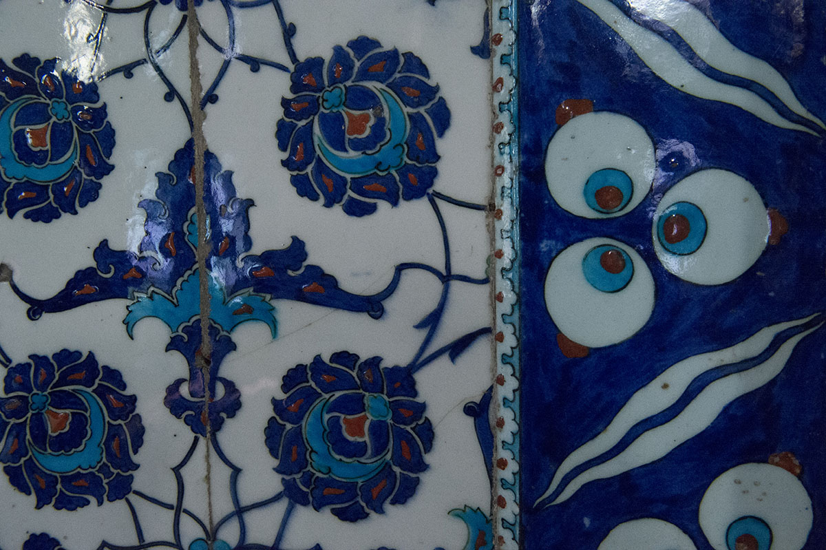 Istanbul Topkapi museum december 2012 6345.jpg