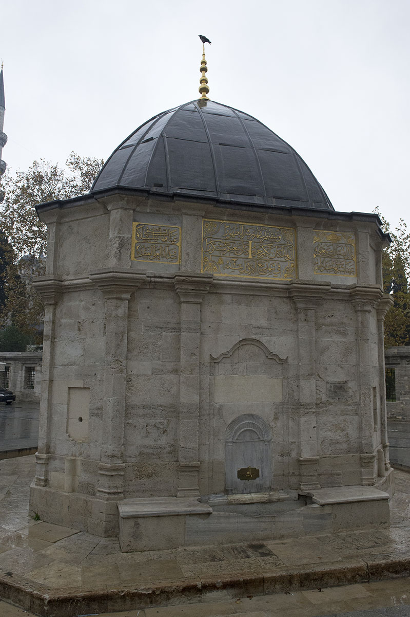 Istanbul december 2012 6072.jpg