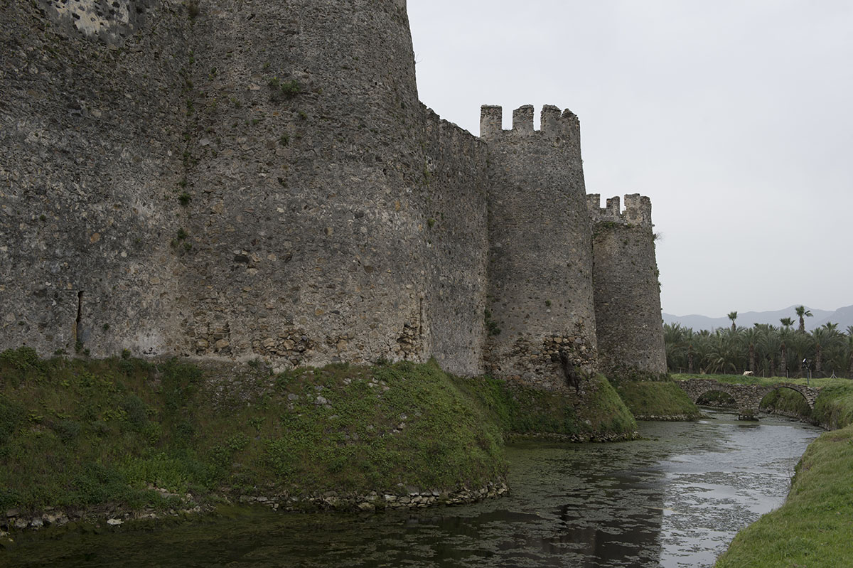 Anamur Castle March 2013 8553.jpg