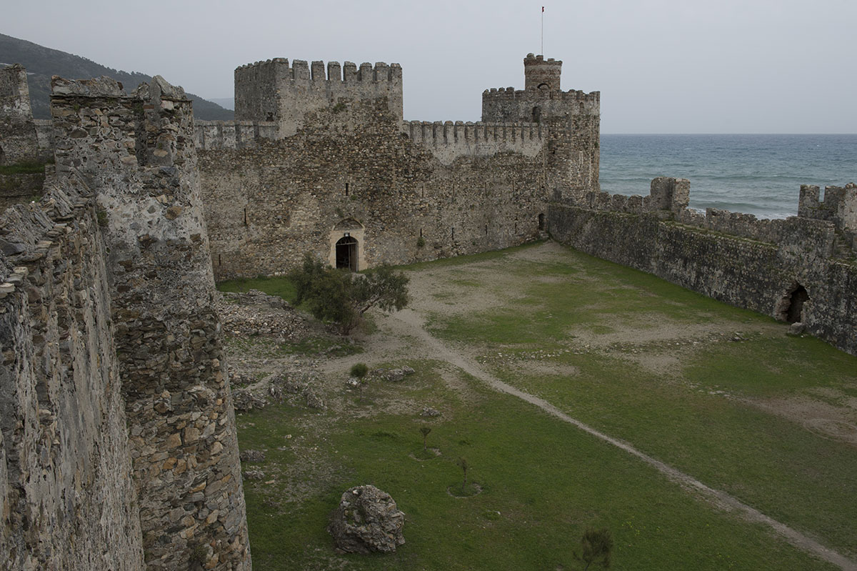 Anamur Castle March 2013 8587.jpg