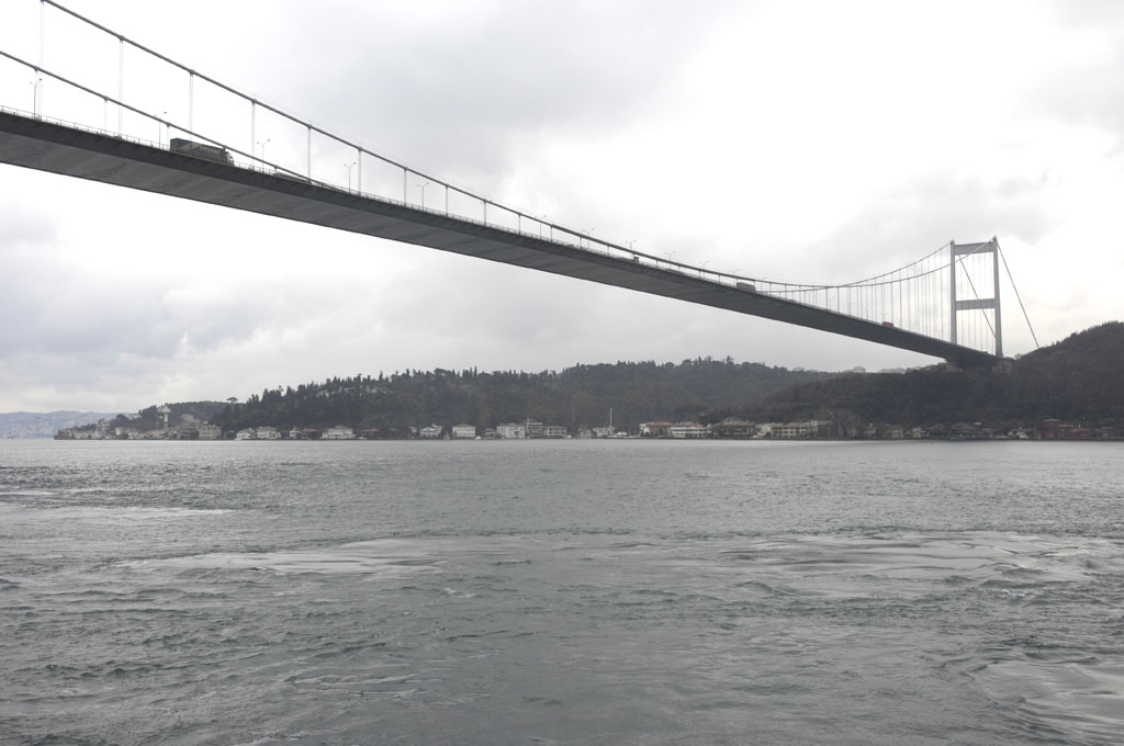 Istanbul Rumeli Hisari dec 2006 3593.jpg