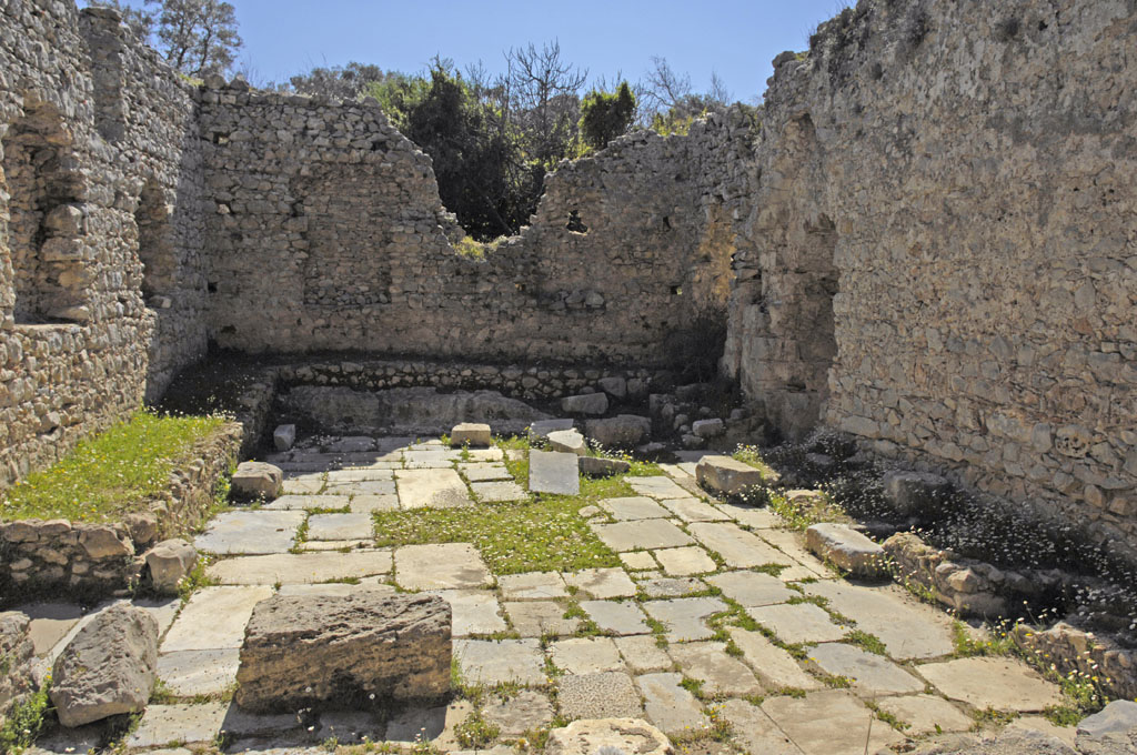 Becin 5334.jpg