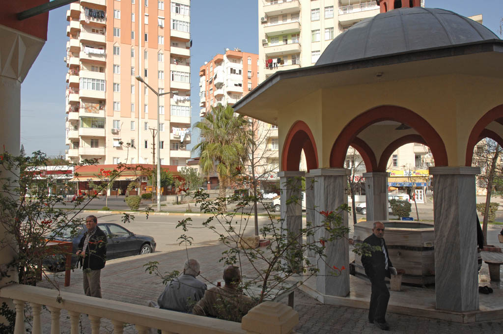 Adana  mrt 2008 3074.jpg