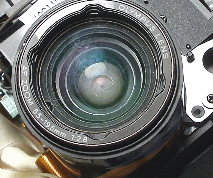 Close-up of jammed lens