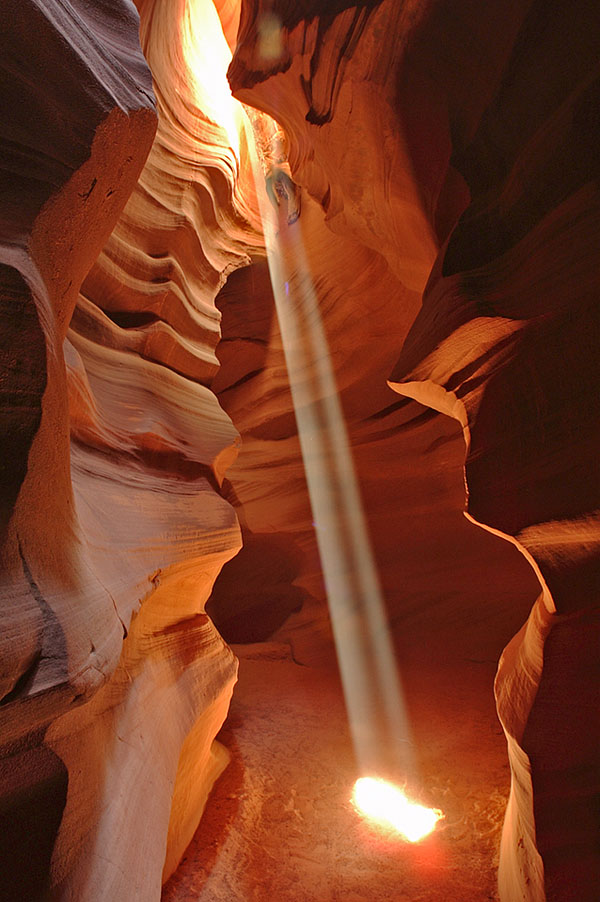 Split Sunbeam in Antelope Canyon.jpg