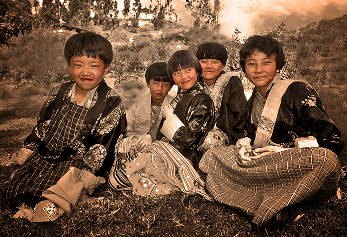 Bhutan schoolgirls