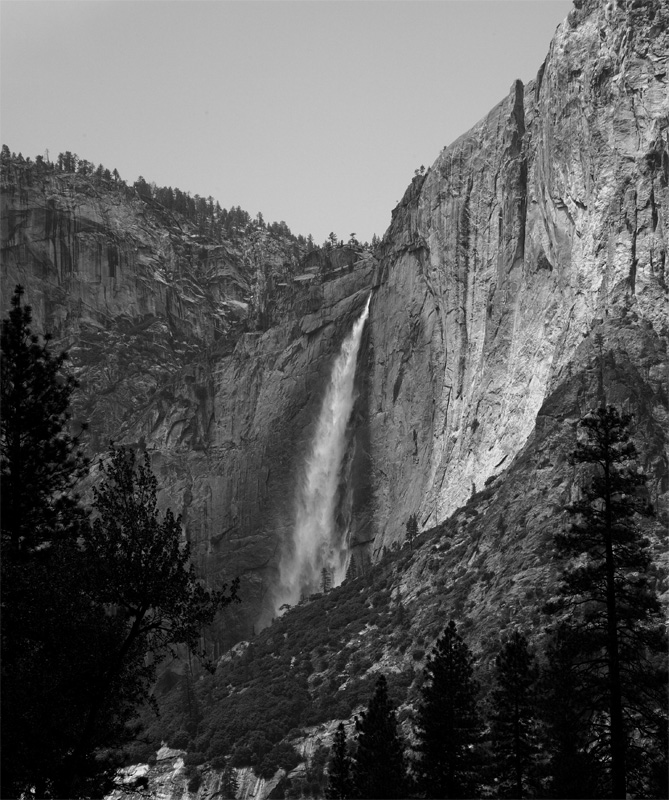 Yosemite Falls Black and White 2.jpg