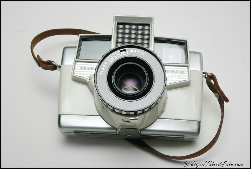 Revere EE127 camera
