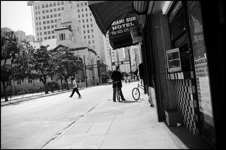 SW 1st Ave