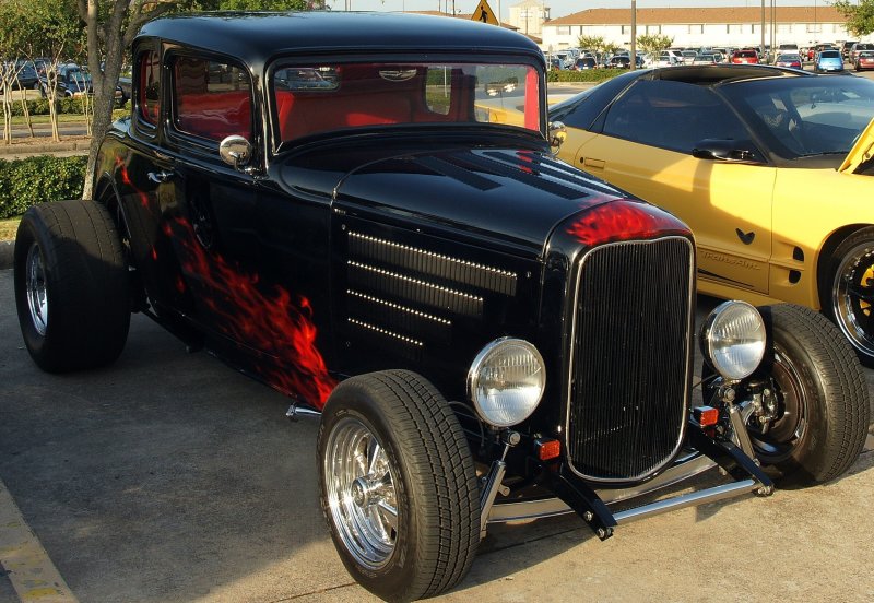 Flamin Hotrod